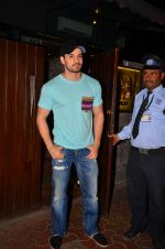 Sooraj Pancholi snapped in Bandra on 22nd March 2016